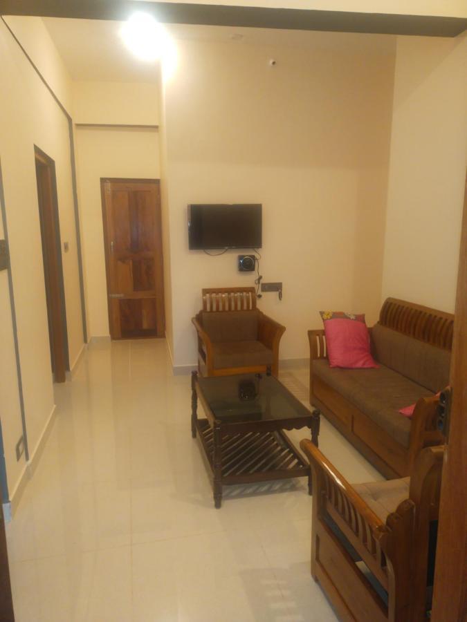 Two Bedroom House มาดิเครี ภายนอก รูปภาพ